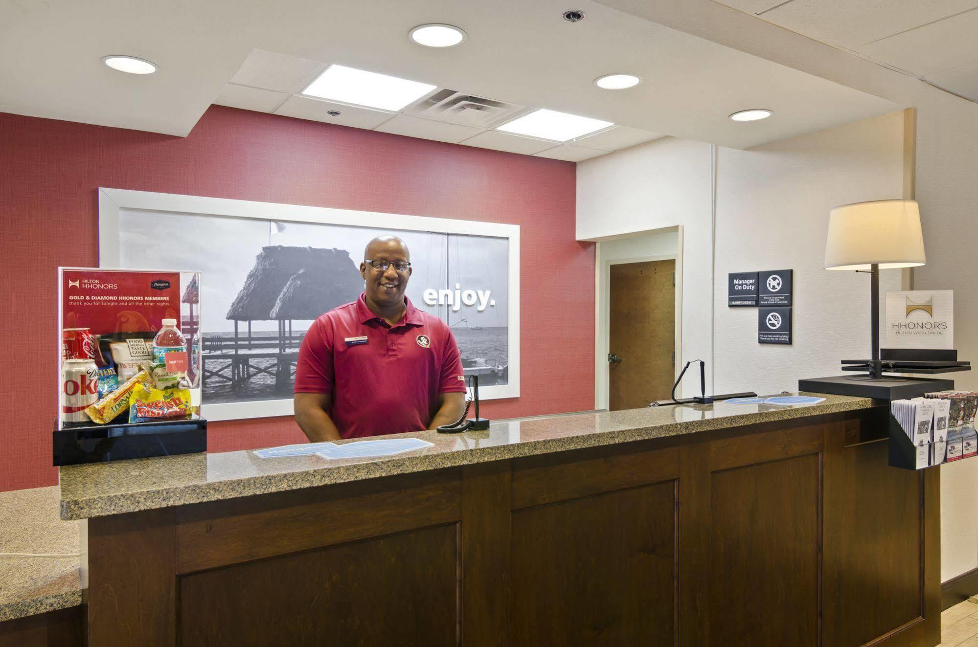 Hampton Inn Mount Dora Exterior photo
